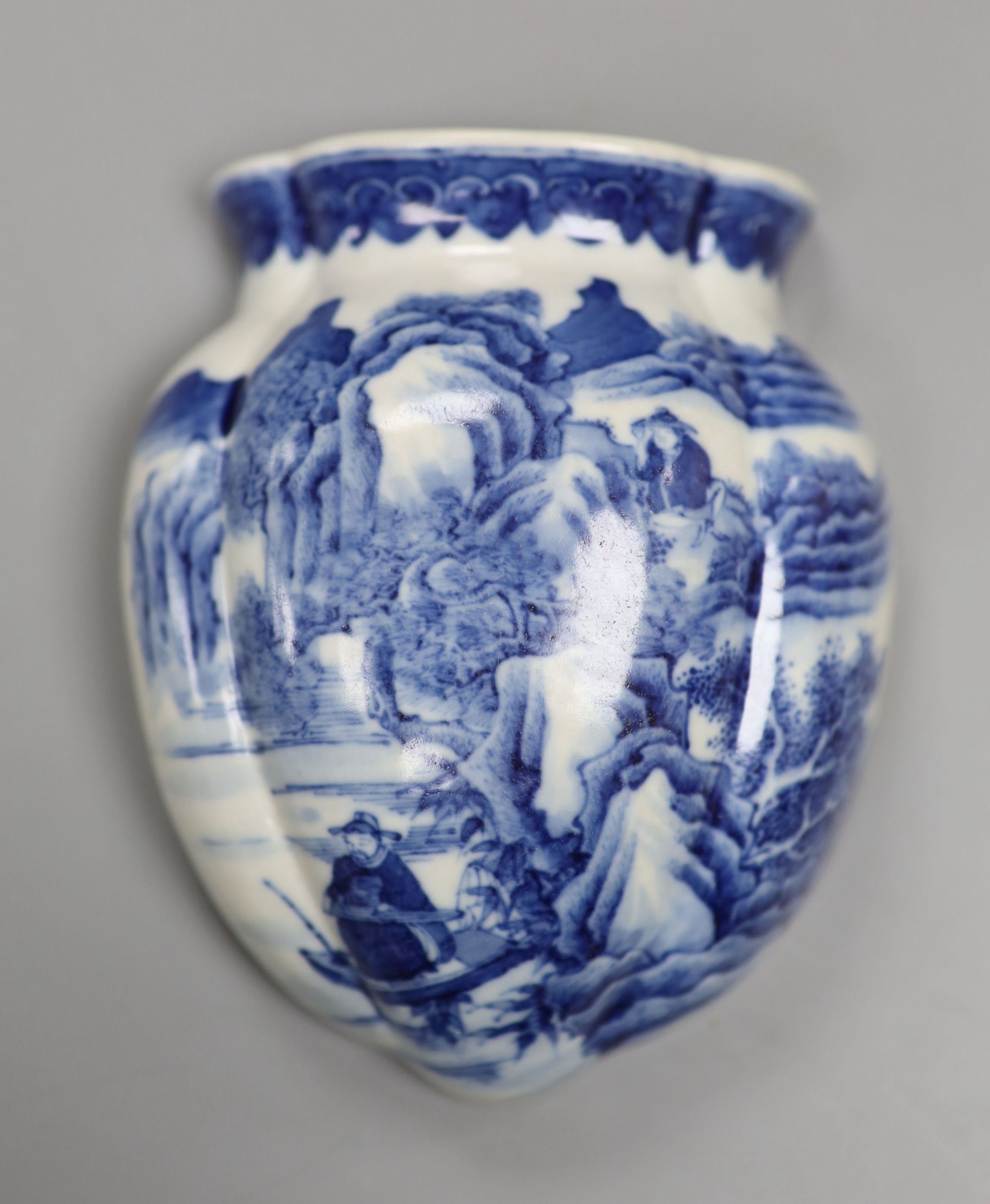 A Chinese blue and white wall pocket, length 12cm